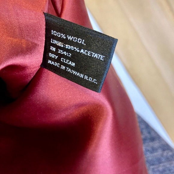 Vintage Harvé Benard Plus Size Brown and Gray Herringbone Wool Blazer - Picture 10 of 14